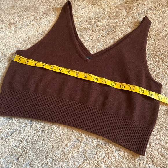 NAADAM Walnut Brown Cashmere Cropped Knit Sleeveless Sweater Tank: XL - Picture 3 of 6